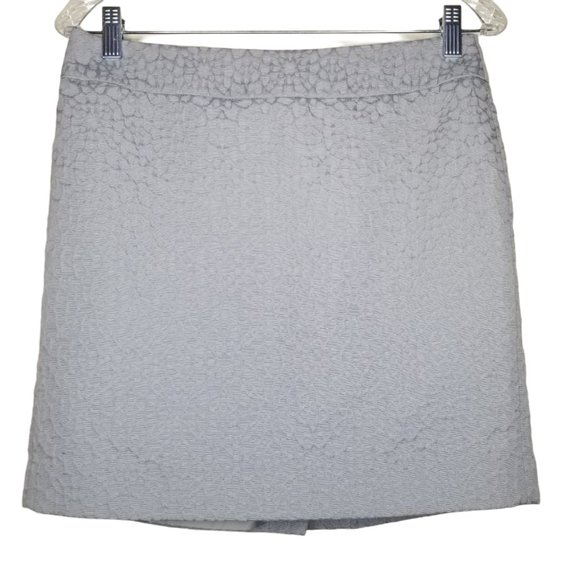 LOFT Gray Textured Above The Knee Pencil Skirt Zipper Clasp Back Size 6P - Picture 1 of 6